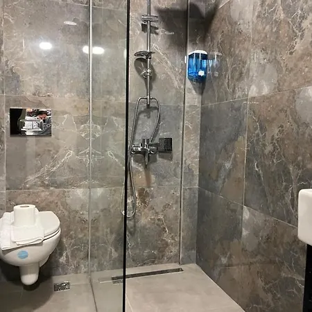 Roj Apartmán *